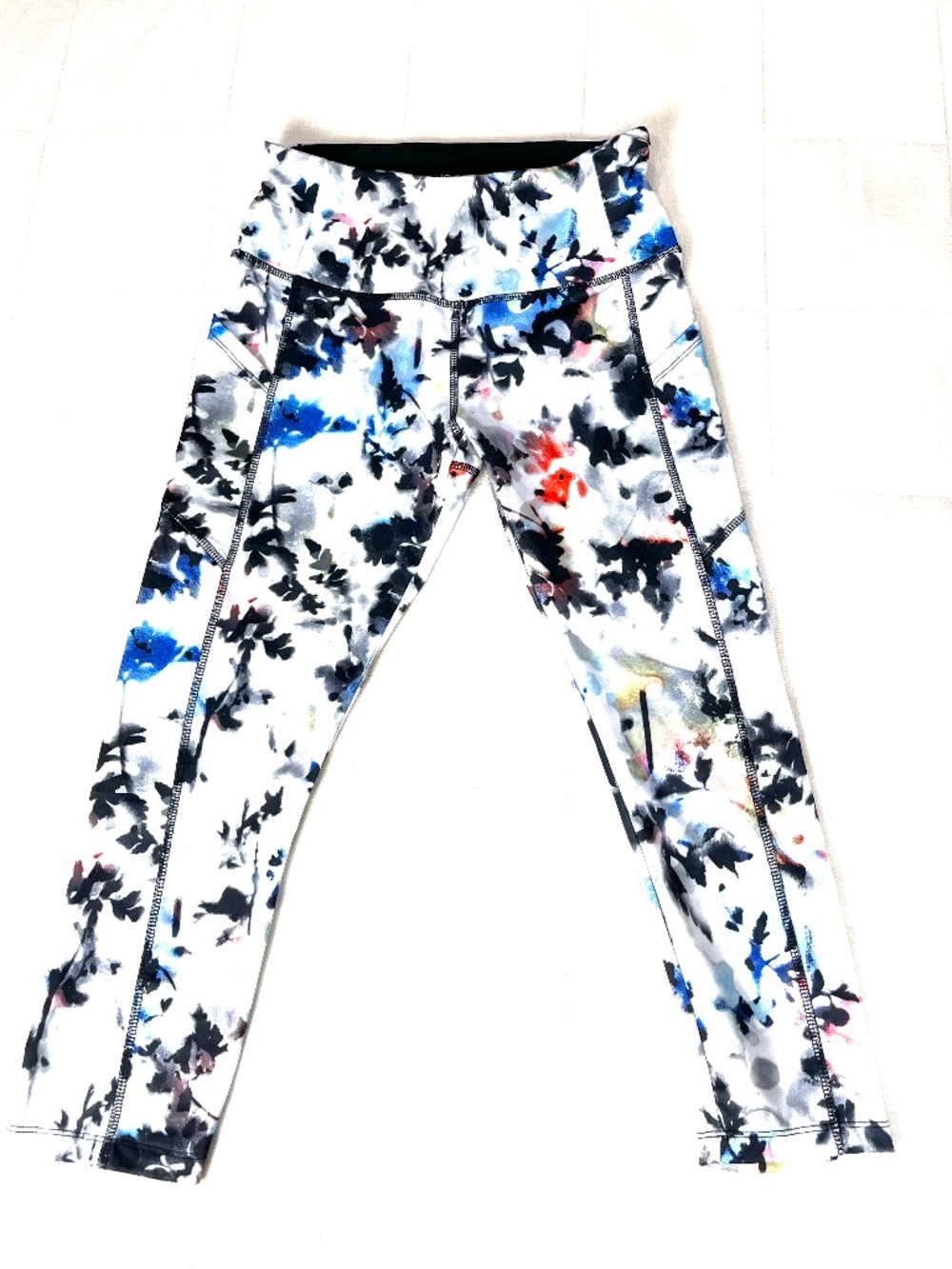 VOGO Athletica Size Small Floral High Rise Leggings Workout Yoga Pants